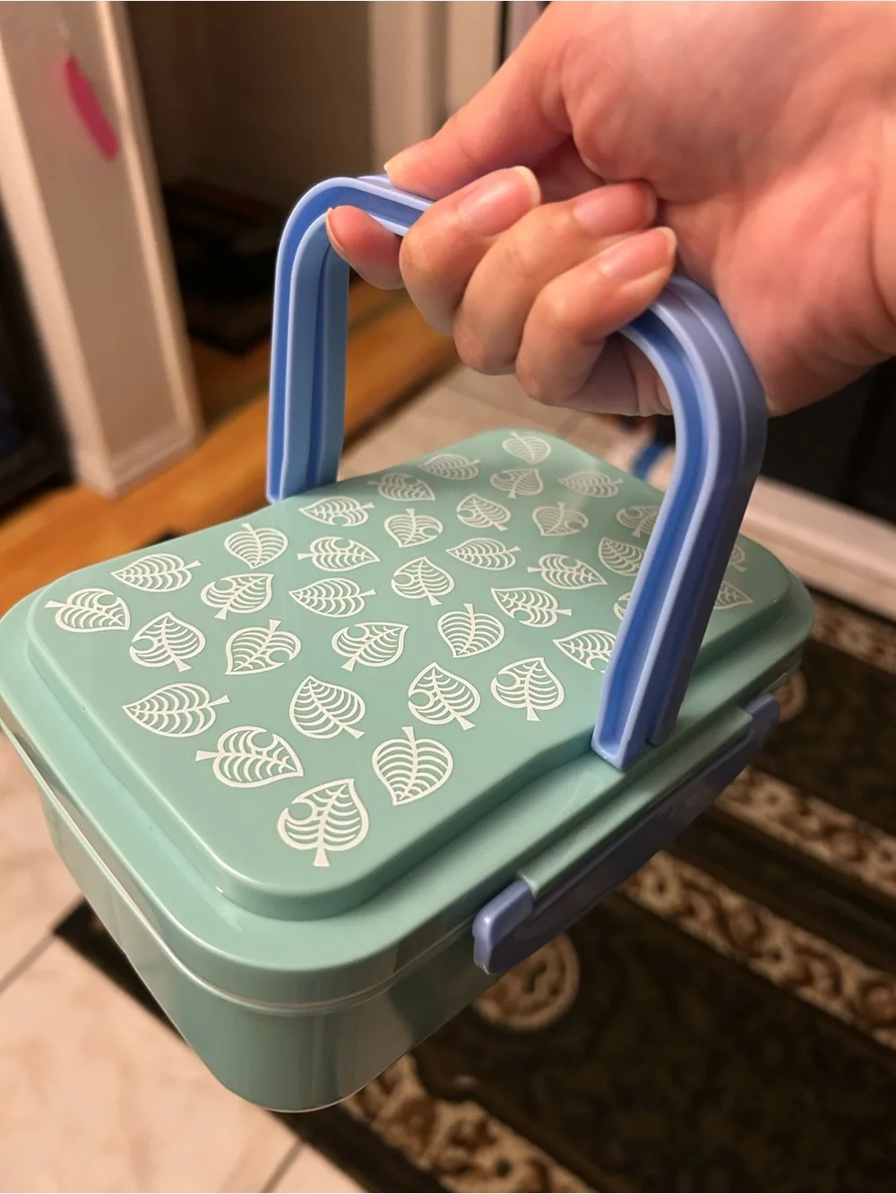 Leaf-Print Meal Prep Container in Green & Blue - Brand Unspecified